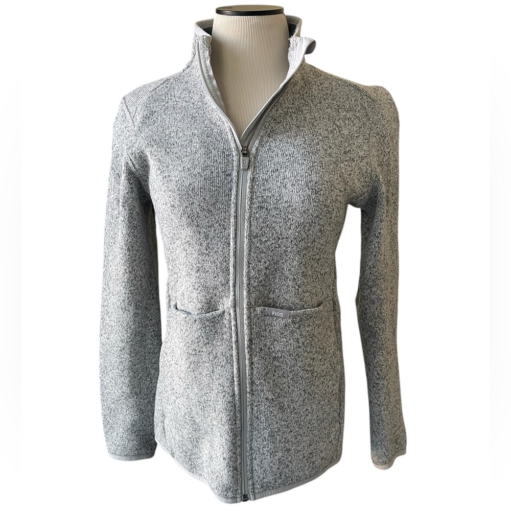 FIGS On Shift Grey Heather Sweater Jacket Multiple Pockets Full Zip Size Small